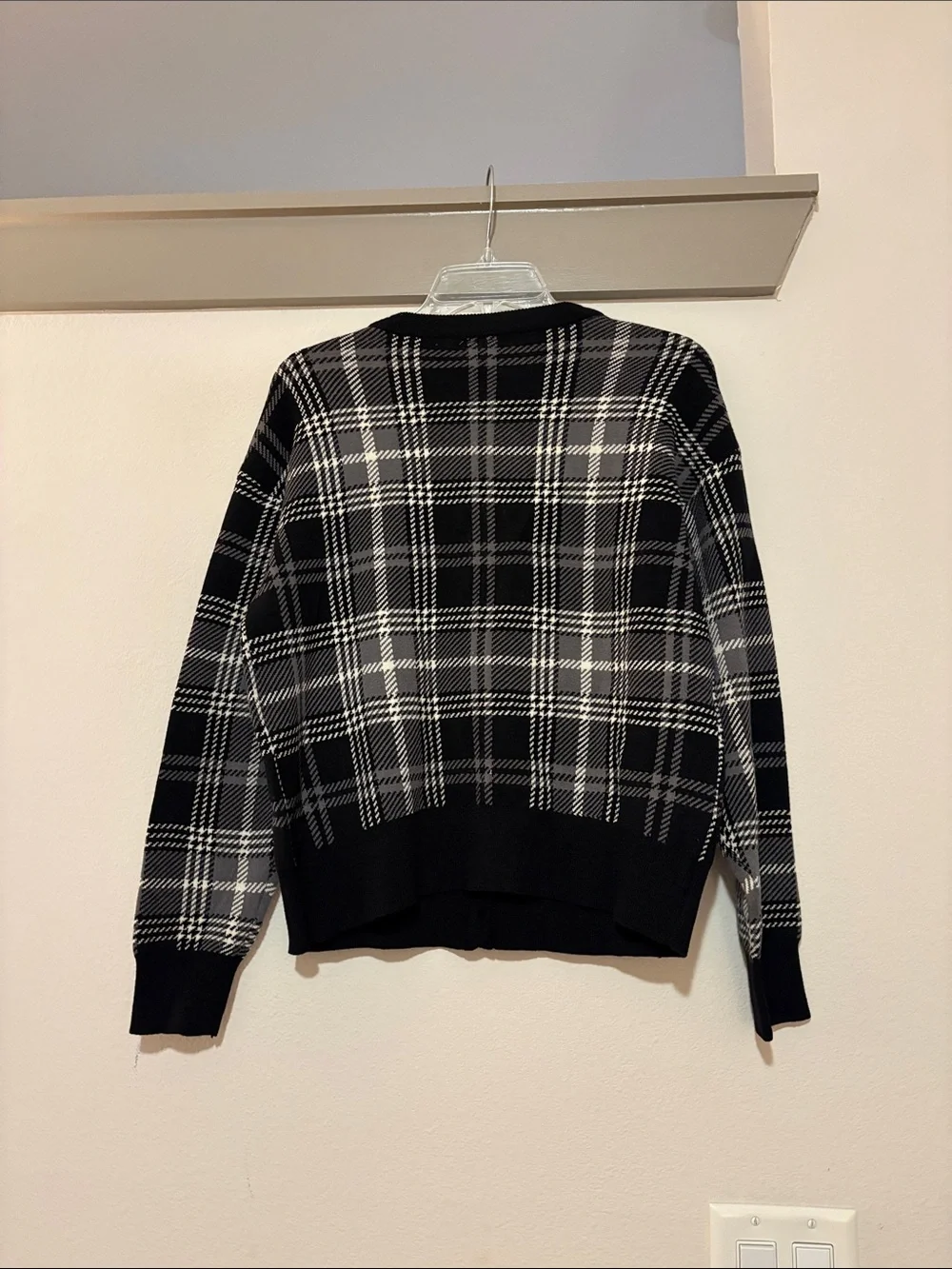 BoxLunch Spider-Man Across the Spiderverse Spider Punk Plaid Cardigan SZ M NWT - Picture 2 of 4